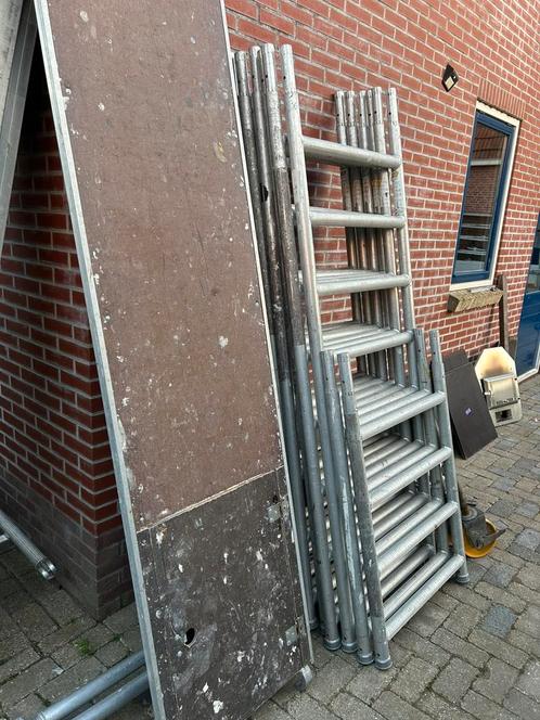 CUSTERS ALUMINIUM ROLSTEIGER, Doe-het-zelf en Verbouw, Steigers, Gebruikt, Rolsteiger of Kamersteiger, 5 meter of hoger, Ophalen