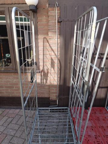 Te koop aangeboden  beschikbaar voor biedingen