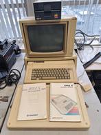 Vintage Computer Apparatuur - uit het Rotterdams Radiomuseum, Ophalen, Apple, Commodore