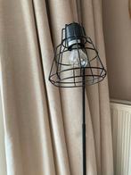 Nette sta lamp industrieel, Huis en Inrichting, Lampen | Vloerlampen, Ophalen, Zo goed als nieuw, 150 tot 200 cm
