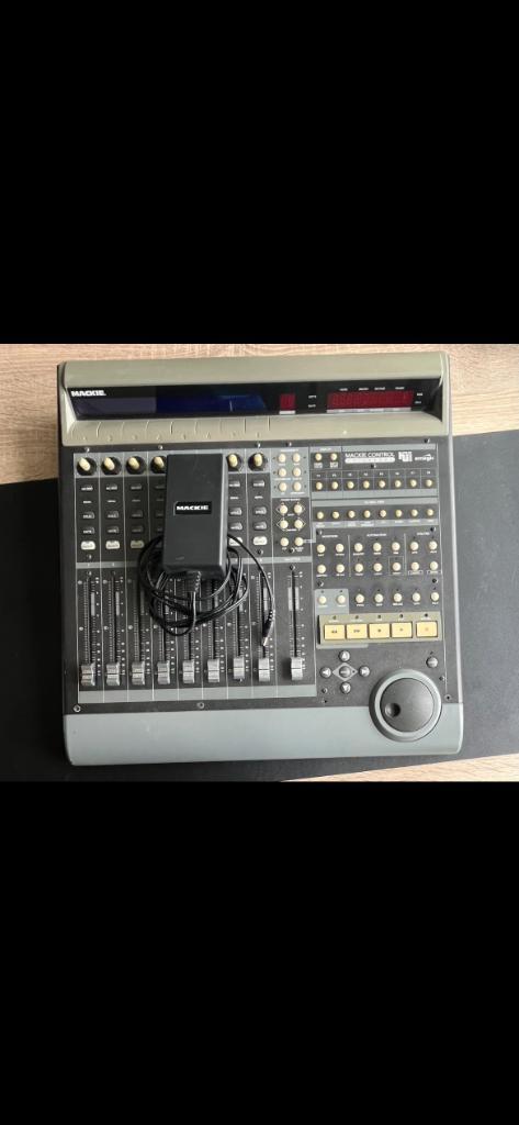 Mackie Control Universal DAW Controler, Muziek en Instrumenten, Midi-apparatuur, Zo goed als nieuw, Ophalen of Verzenden