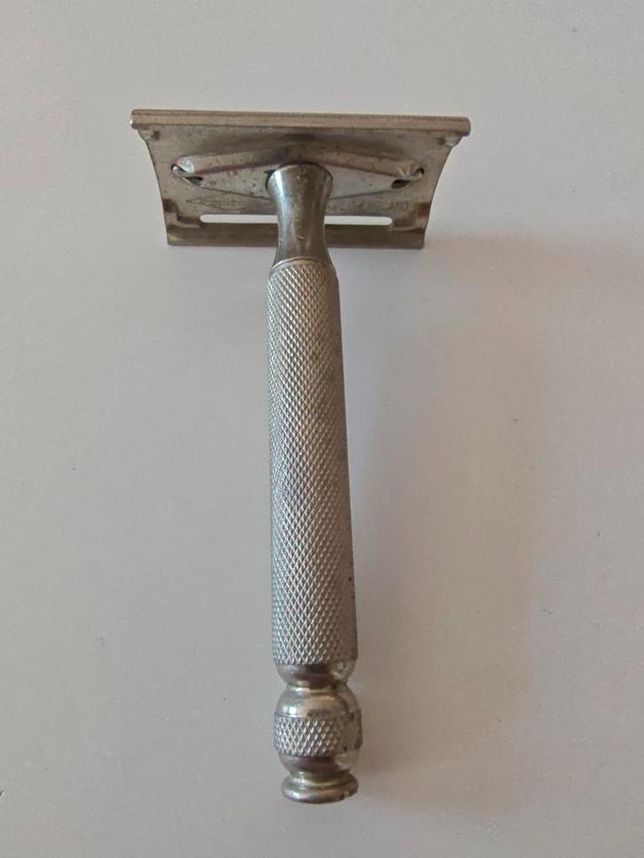 Vintage 1957 Gillette Tech Scheermes, Antiek en Kunst, Antiek | Gereedschap en Instrumenten, Ophalen of Verzenden