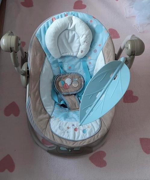 Elektrisch schommel stoeltje met muziek/geluidjes, Kinderen en Baby's, Wipstoeltjes, Gebruikt, Wipstoel, Overige merken, Met gordel(s) of riempje(s)