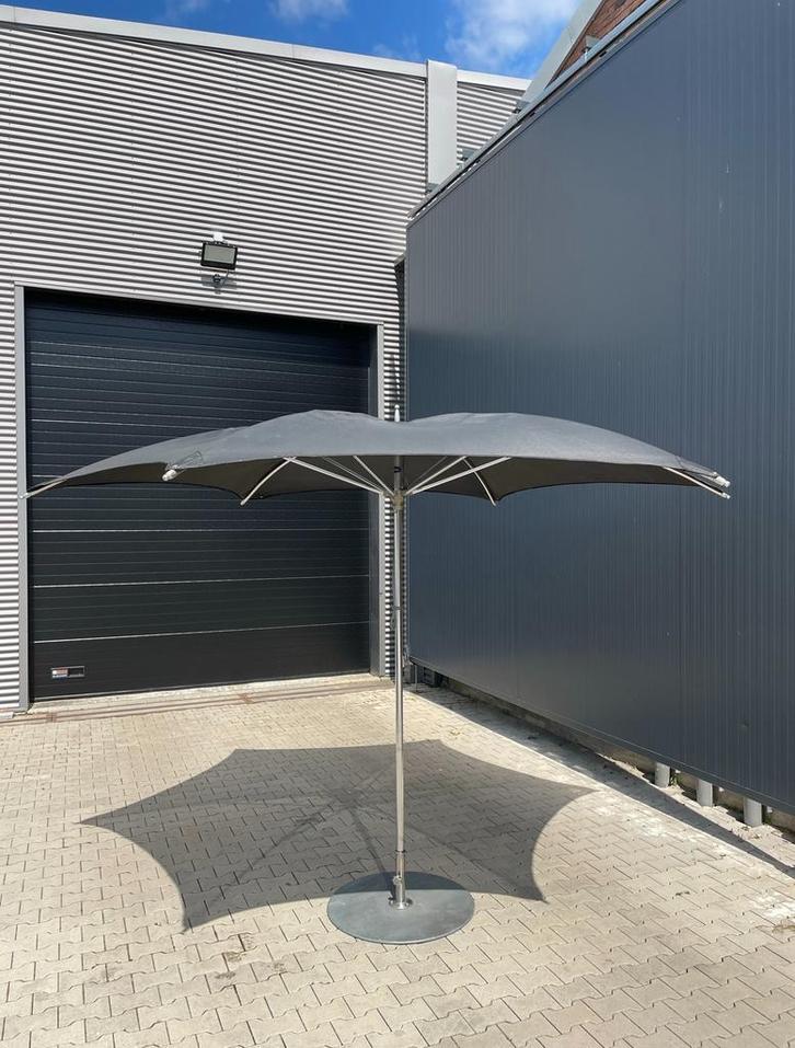 TUUCI Originele  Ocean Master Crescent, Tuin en Terras, Parasols, Zo goed als nieuw, Ophalen