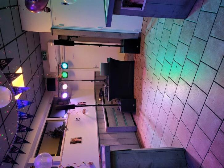 aktieve luidsprekers, Muziek en Instrumenten, Dj-sets en Draaitafels, Zo goed als nieuw, Ophalen of Verzenden