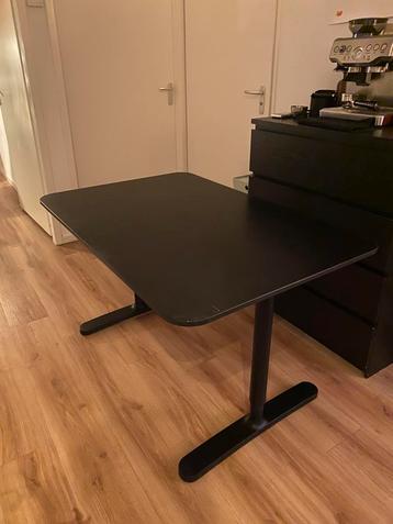 Ikea Bekant bureau zwart