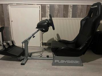 Playseat met thrustmaster t150 en pedalen beschikbaar voor biedingen