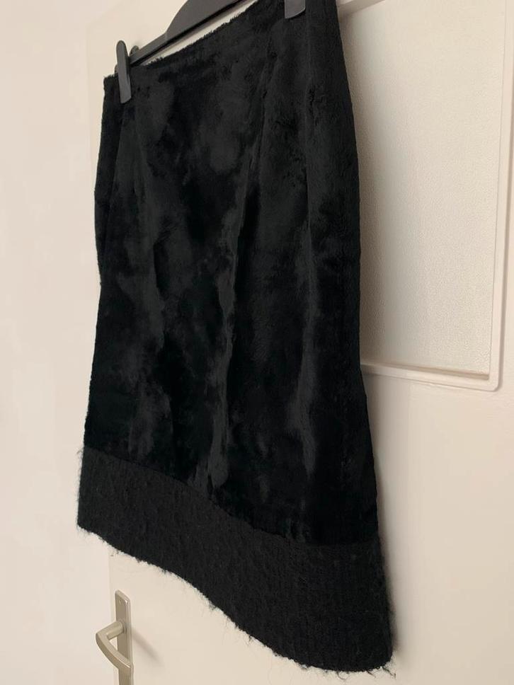 Zwart bont rokje maat 40/42, Kleding | Dames, Rokken, Zo goed als nieuw, Maat 42/44 (L), Zwart, Onder de knie, Ophalen of Verzenden