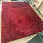 Vloerkleed rood, Huis en Inrichting, Stoffering | Tapijten en Kleden, Ophalen, 200 cm of meer, Zo goed als nieuw, Rechthoekig