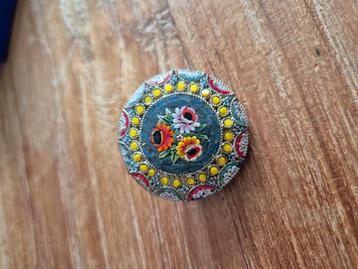 Prachtige vintage broche Italie micromozaïek micro mozaïek beschikbaar voor biedingen