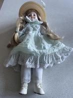 porseleinen pop, Verzamelen, Poppen, Ophalen of Verzenden, Zo goed als nieuw, Pop