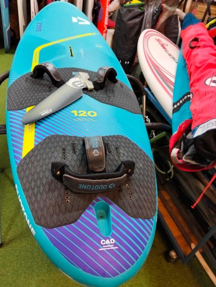 Duotone Eagle 120 ltr € 750,--, Watersport en Boten, Windsurfen, Gebruikt, Plank, Minder dan 250 cm, Met vin(nen), 7 m² of meer