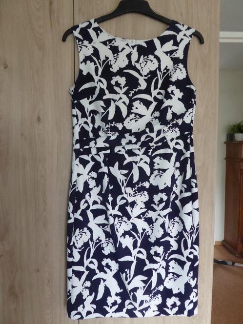 (feest)jurk Vera Mont maat 40, Kleding | Dames, Jurken, Zo goed als nieuw, Maat 38/40 (M), Blauw, Knielengte, Ophalen of Verzenden