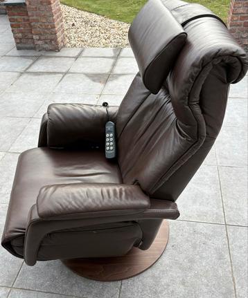 Prominent Lederen Relaxfauteuil sta op , met verwarming beschikbaar voor biedingen