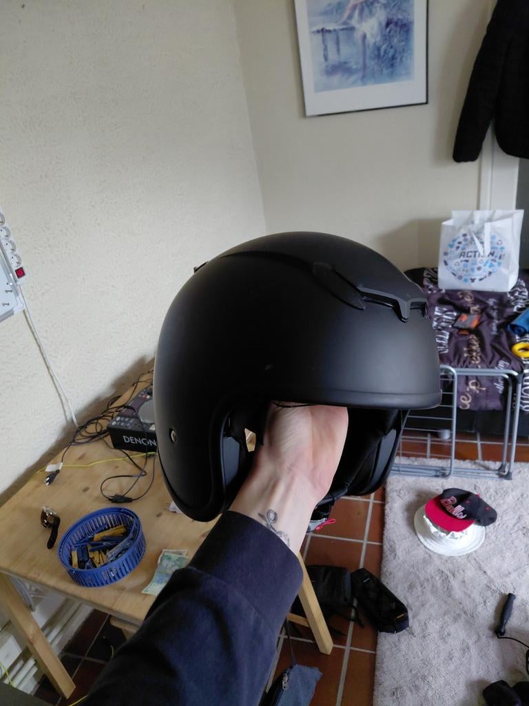 Scooter helmet, Ophalen