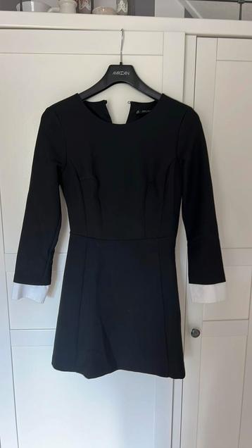 Zwart jurkje van Zara, basic, xs 
