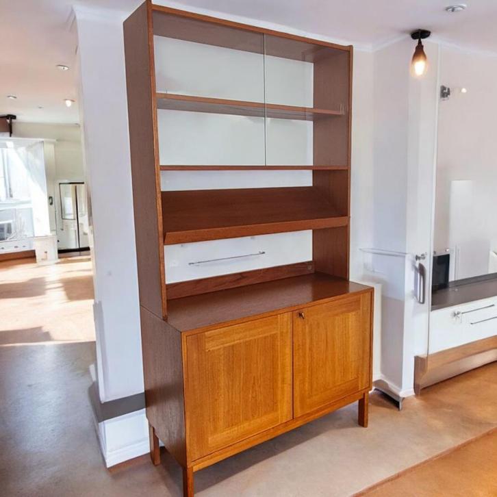 Zweedse vintage teakhouten boekenkast met vitrine, jaren 60, Huis en Inrichting, Kasten | Boekenkasten, Gebruikt, 100 tot 150 cm