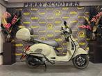 Vespa GTS 310 Supertech HPE 2026 EURO5+ SPECIALPAINT EXCLUSI, Gedempte oude gracht 112
2011GW  Haarlem, NL, 310 cc, ABS, 12 t/m 35 kW