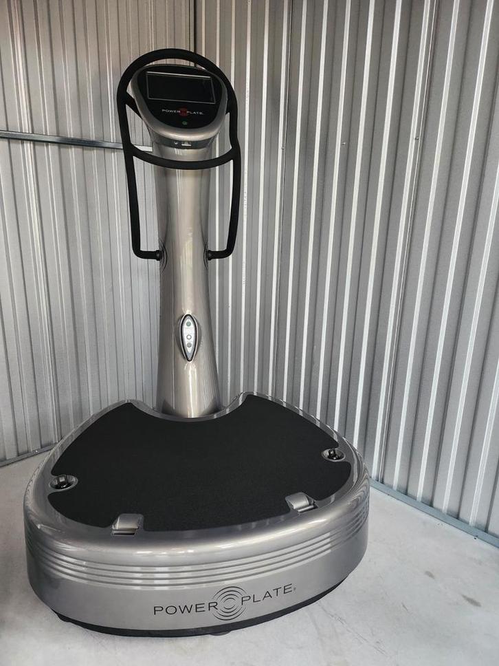 Power Plate PRO7 incl. virtuele trainer, Sport en Fitness, Fitnessapparatuur, Gebruikt, Trilplaat, Benen, Buik, Rug, Metaal, Ophalen of Verzenden