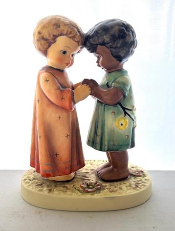 Hummel - Goebel Unicef Limited Edition - friends together beschikbaar voor biedingen