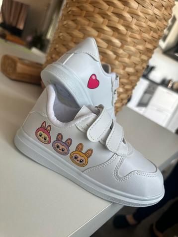 Labubu Sneakers NIEUW maat 33 beschikbaar voor biedingen
