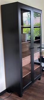 Hoge zwarte kast (Goos Karwei), Ophalen, 100 tot 150 cm, Zo goed als nieuw, 150 tot 200 cm