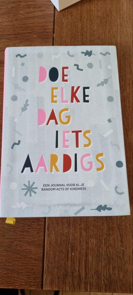 BBNC - Doe elke dag iets aardigs, Boeken, Overige Boeken, Zo goed als nieuw, Ophalen of Verzenden