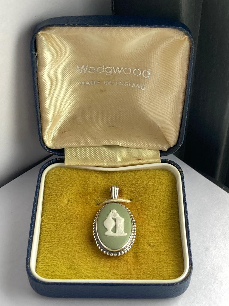 Vintage Wedgwood Salie Jasperware zilveren hanger-1960s, Overige voorstellingen, Nieuw, Ophalen of Verzenden, Groen