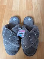 Mooie pantoffels, Ophalen, Nieuw, Pantoffels of Sloffen, Grijs