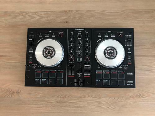 PIONEER DDJ-SB2 met case en doos, Muziek en Instrumenten, Dj-sets en Draaitafels, Zo goed als nieuw, Dj-set, Pioneer, Ophalen of Verzenden