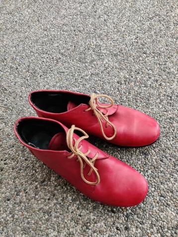 Rode leren booties maat 38 beschikbaar voor biedingen