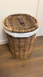 Rieten wasmand met deksel, Huis en Inrichting, Woonaccessoires | Schalen en Manden, Ophalen, Zo goed als nieuw, Rond, Riet