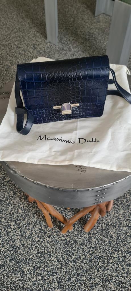 Nieuwe schouder tas Massimo Dutti croco leer donkerblauw, Sieraden, Tassen en Uiterlijk, Tassen | Damestassen, Nieuw, Schoudertasje