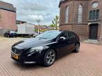 Volvo V40 1.6 T3 150PK 2013 Zwart Panorama dak, Auto's, Volvo, Voorwielaandrijving, Emergency brake assist, 4 cilinders, Zwart