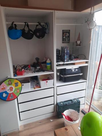 2 Ikea Pax kasten, 75 cm breed, 201 cm hoog - afbeelding 1