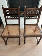 2 antieke “klooster” stoelen, Huis en Inrichting, Stoelen, Ophalen, Gebruikt, Twee, Bruin
