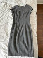 Nieuwe H&M grijze jurk met prijskaartje (maat S), Kleding | Dames, Jurken, Ophalen, Nieuw, Knielengte, Maat 36 (S)