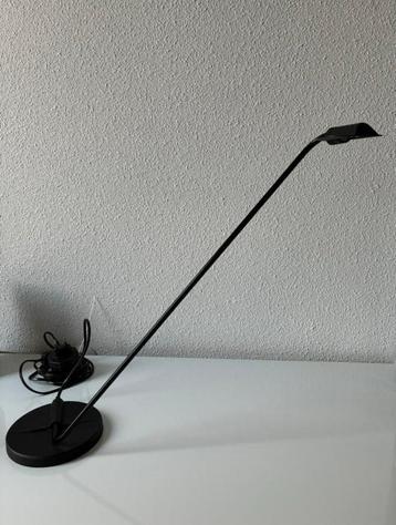 Design Lamp Arnout Visser minimalistische vormgeving ‘80 beschikbaar voor biedingen