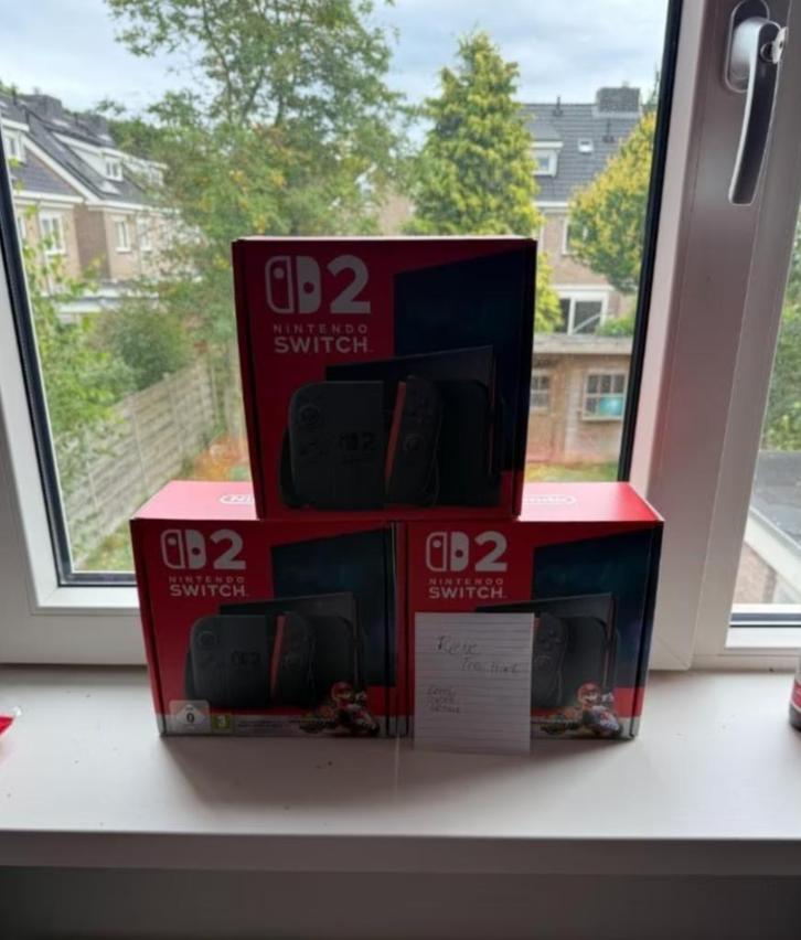Nintendo switch 2 met mariokart Nieuw/Sealed, Spelcomputers en Games, Spelcomputers | Nintendo Switch, Nieuw, Switch Original