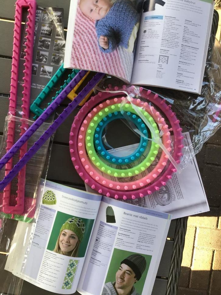 Breien met breiringen (20 euro exclusief verzendkosten), Hobby en Vrije tijd, Breien en Haken, Zo goed als nieuw, Breien, Patroon of Boek