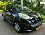 Peugeot 107 1.0-12V XS . Airco . 5 deurs . El. Ramen . Cpv, Voorwielaandrijving, Euro 5, Stof, Zwart