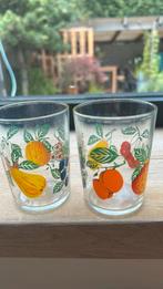 Retro vintage sapglaasjes met fruit erop, Ophalen, Zo goed als nieuw
