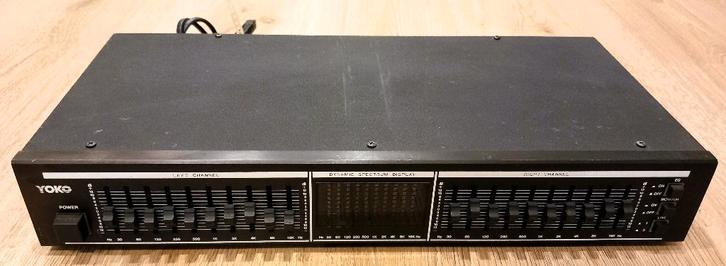 Bieden - Retro YOKO Equalizer Model 323-1 - Vintage Audio, Antiek en Kunst, Antiek | Tv's en Audio, Ophalen