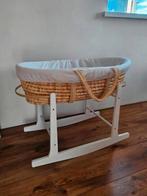 Wieg met mand, Ophalen