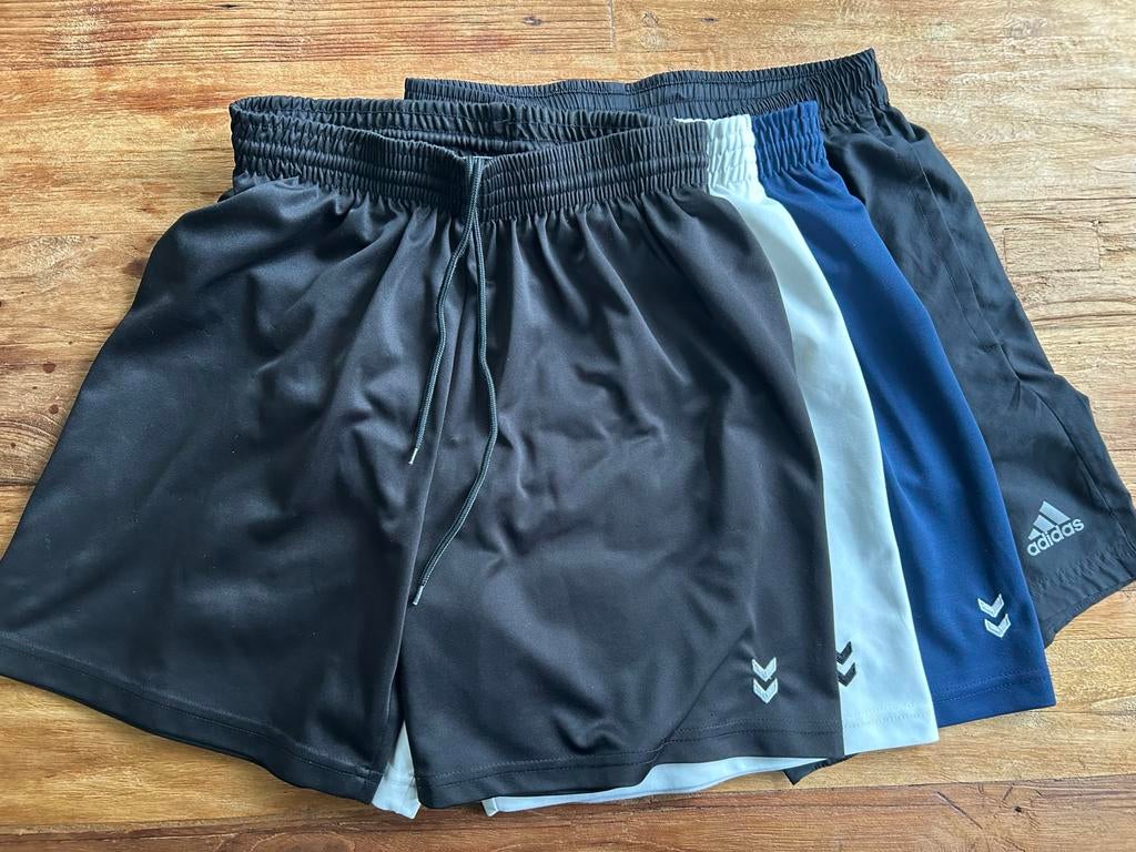 Hummel en Adidas sportbroeken heren pakket, Kleding | Heren, Sportkleding, Maat 48/50 (M), Zwart, Ophalen of Verzenden, Voetbal