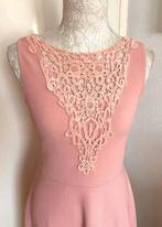 Bodyflirt jurk maat XS [v], Kleding | Dames, Jurken, Ophalen of Verzenden, Zo goed als nieuw, Knielengte, Roze