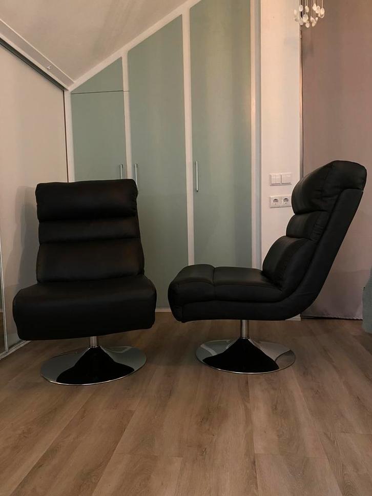 2 zwarte draaifauteuils, Huis en Inrichting, Fauteuils, Gebruikt, Overige materialen, 50 tot 75 cm, Ophalen