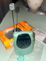 Nieuw vintage Grundig Pocket Radio Boy 47 FM-AM tuner, Ophalen of Verzenden, Nieuw, Radio