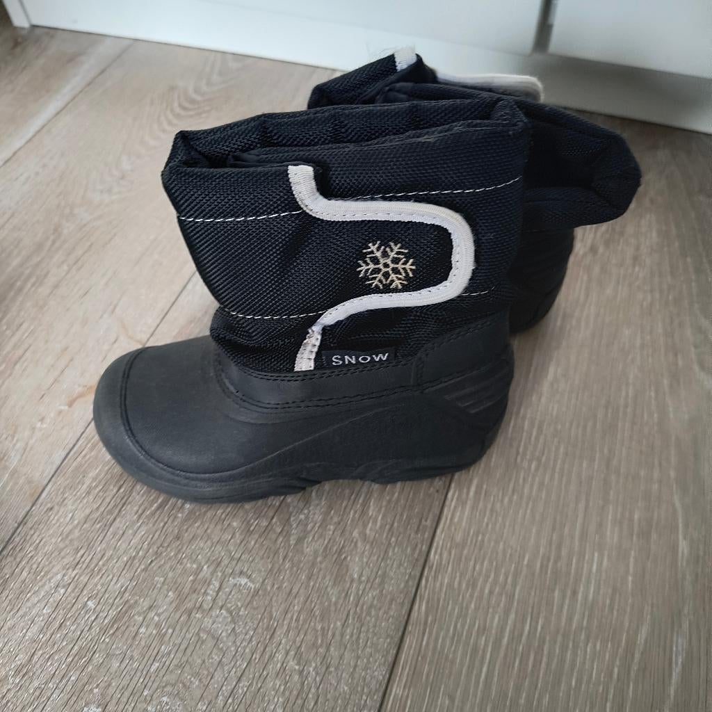 Snowboots/laarzen maat 29, Gebruikt, Jongen of Meisje, Ophalen of Verzenden, Laarzen