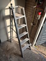 Handige aluminium platformtrap - 5 treden, Ophalen, Zo goed als nieuw, Minder dan 2 meter